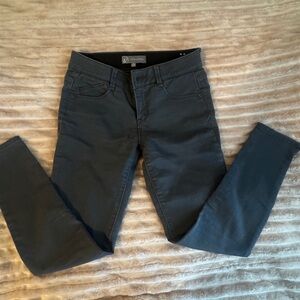 Wit & Wisdom Women's Slim Grey Pants